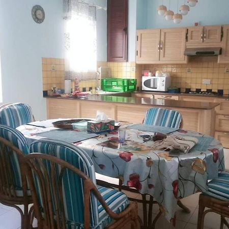 Well Equipped Peaceful 3 Bedroom Apartment Flic en Flac Екстер'єр фото