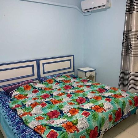 Well Equipped Peaceful 3 Bedroom Apartment Flic en Flac Екстер'єр фото
