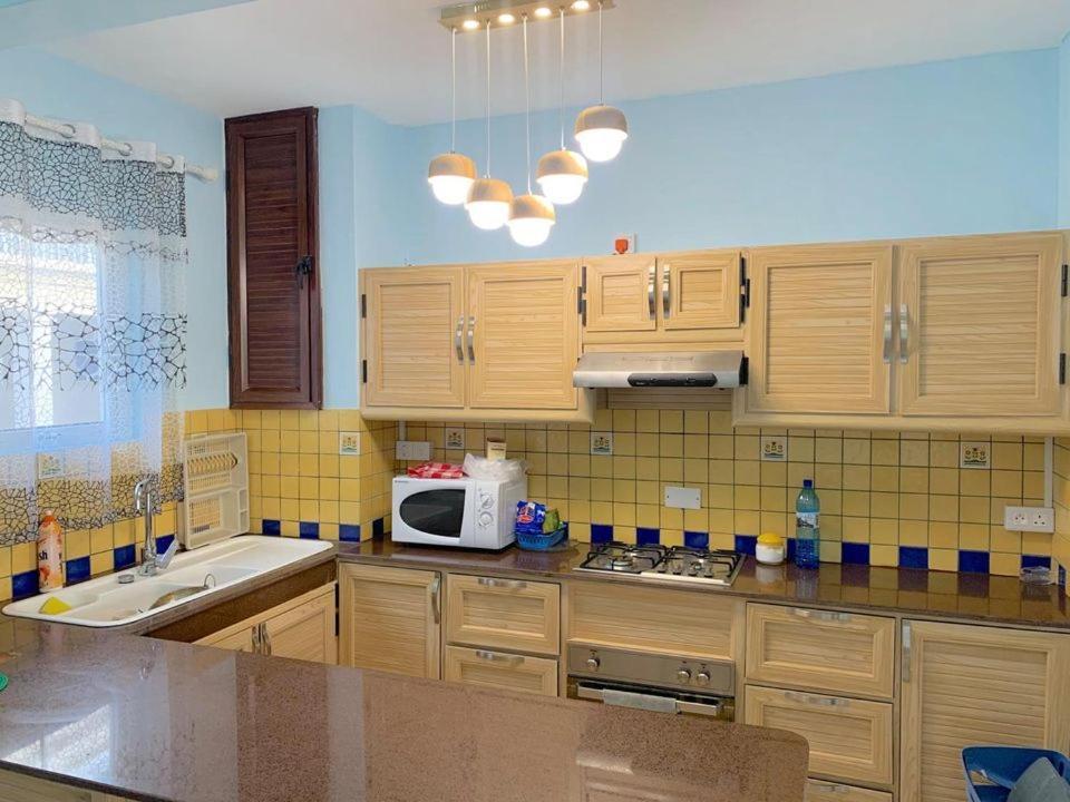 Well Equipped Peaceful 3 Bedroom Apartment Flic en Flac Екстер'єр фото